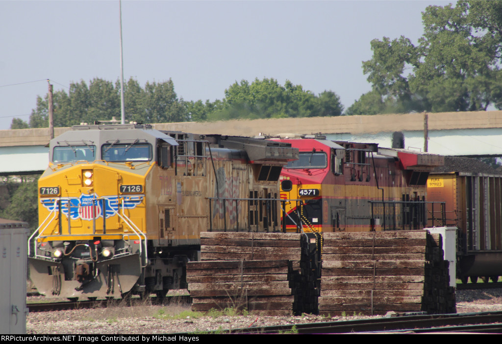 UP Coal Train at WR Tower